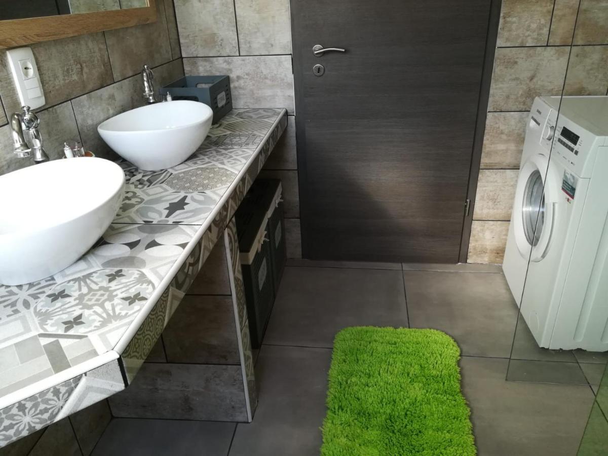 Apartmani Radic Rg Rogoznica  Exterior foto